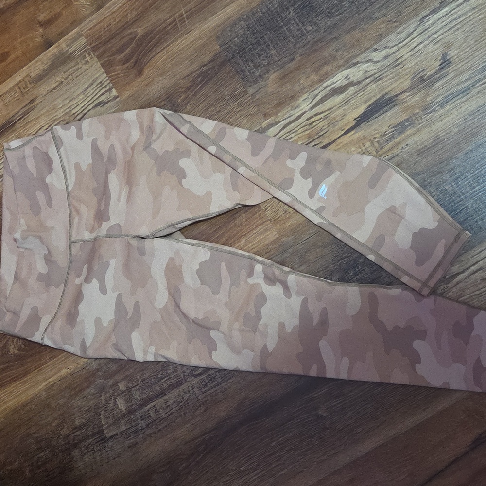 FABLETICS Camouflage Leggings